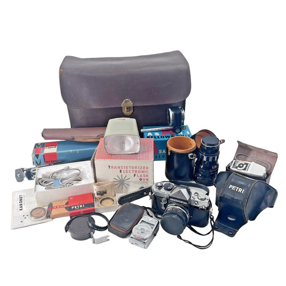 Vintage LOT Petri Flex V 35mm SLR Film Camera Extra Lens Flash Accessories Case - Picture 1 of 16